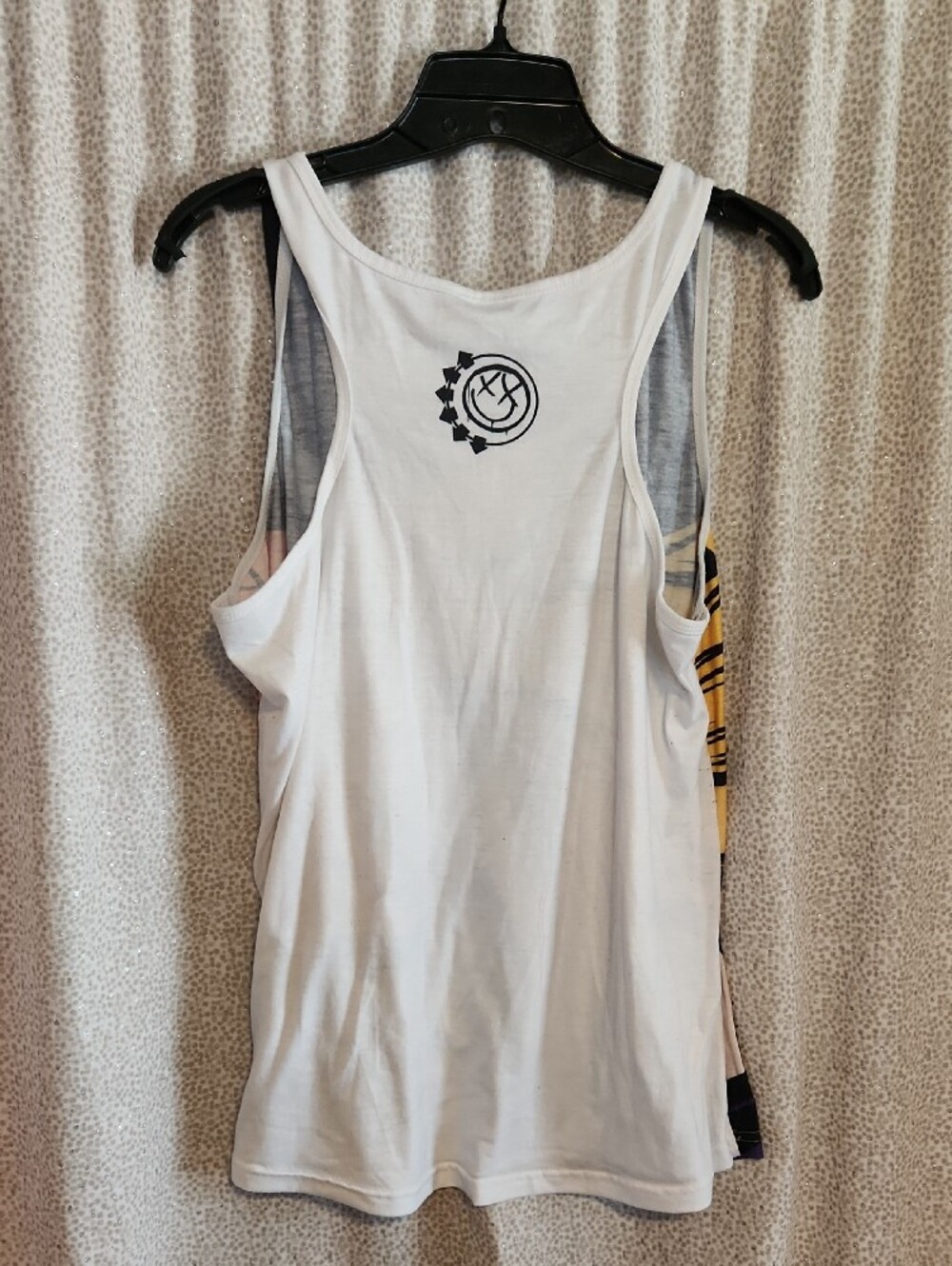 Blink 182 Concert Tee Tank FINAL PRICE - Picture 5 of 5